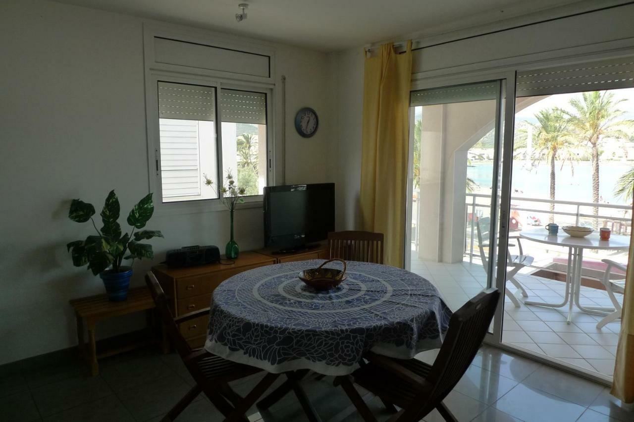Platja Del Port Apartment Llanca Exterior photo